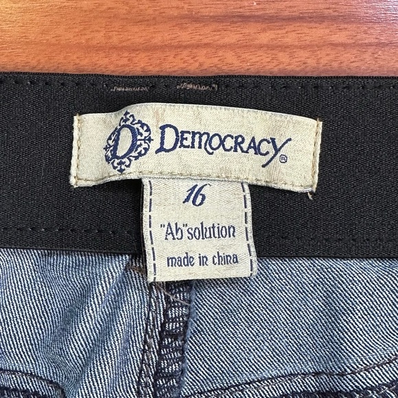 Democracy Ab Solution Jeans - Picture 6 of 10